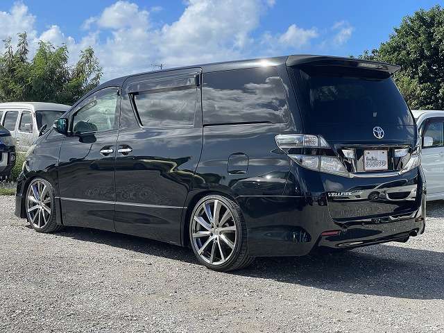 トヨタ ヴェルファイア