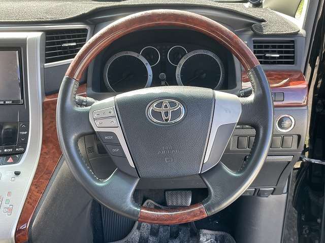 トヨタ ヴェルファイア