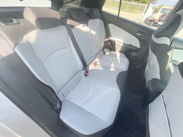 トヨタ プリウス