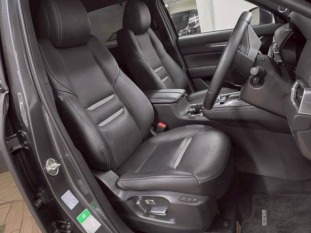 マツダ CX-8