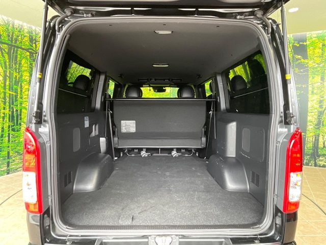 トヨタ ハイエースバン