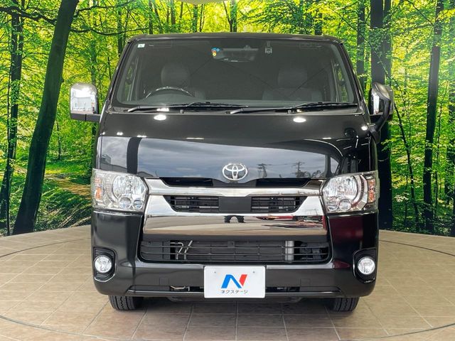 トヨタ ハイエースバン