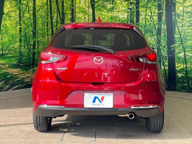 マツダ MAZDA2