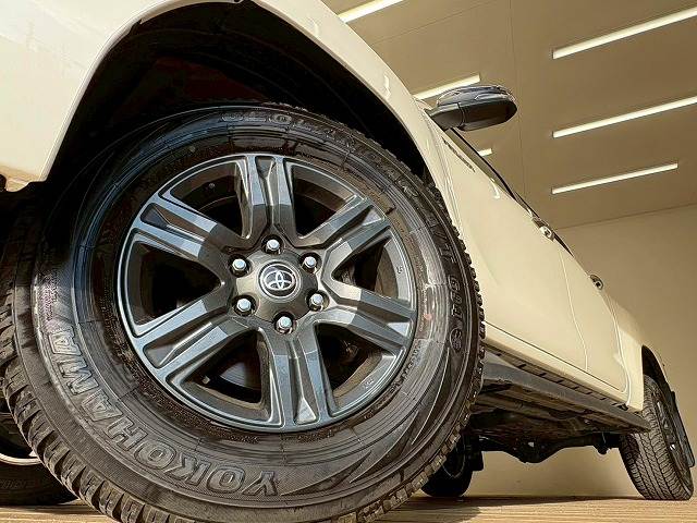 トヨタ ハイラックス