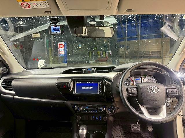 トヨタ ハイラックス