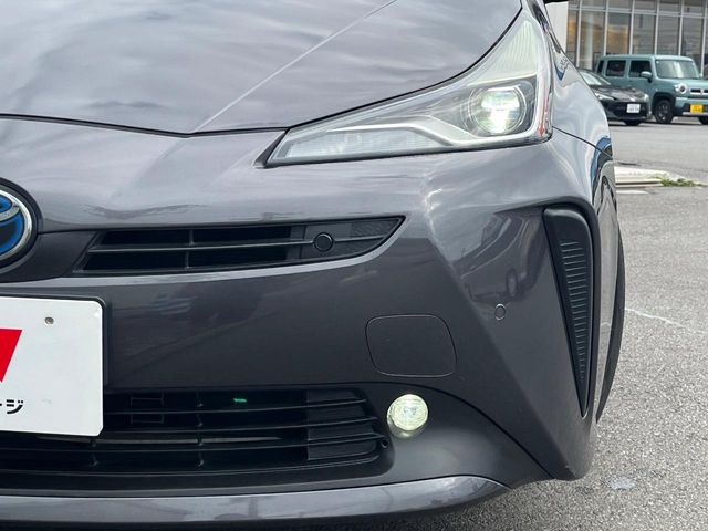 トヨタ プリウス