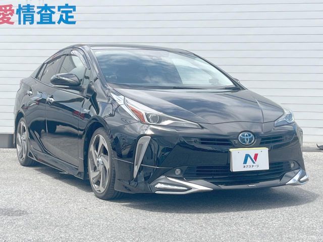 トヨタ プリウス