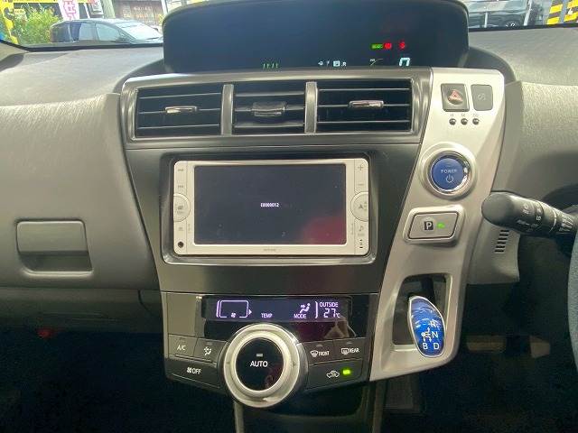 トヨタ プリウスα