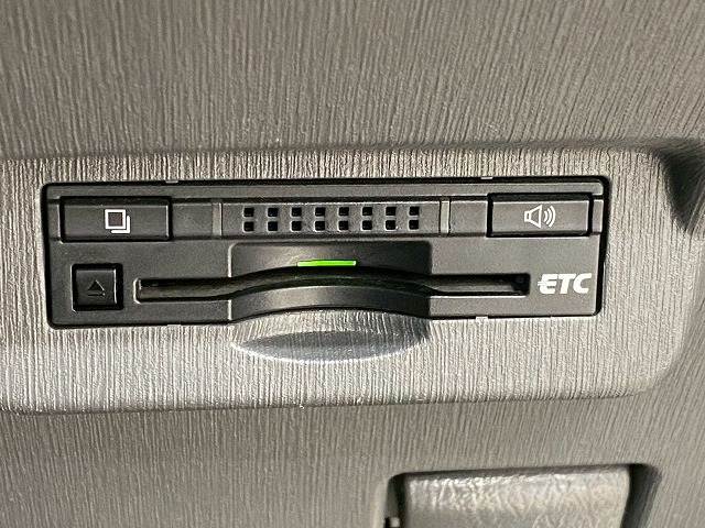 トヨタ プリウスα