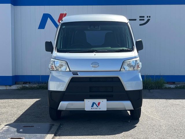 ダイハツ ハイゼットカーゴ