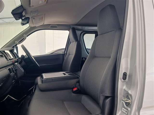 トヨタ ハイエースバン