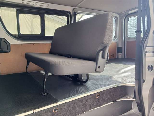 トヨタ ハイエースバン