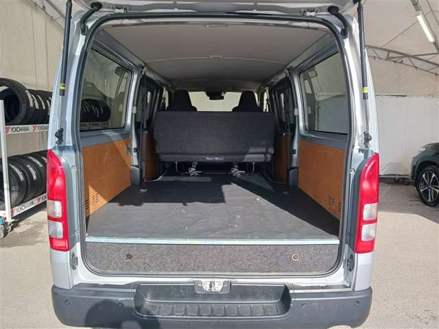 トヨタ ハイエースバン