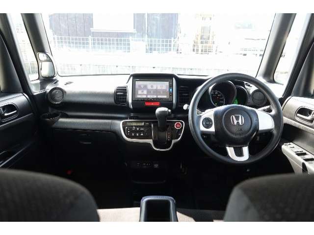 ホンダ N-BOX