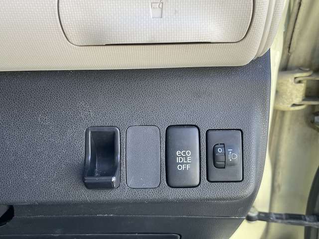 ダイハツ ミラココア