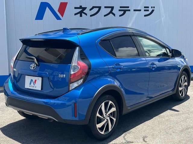 トヨタ アクア