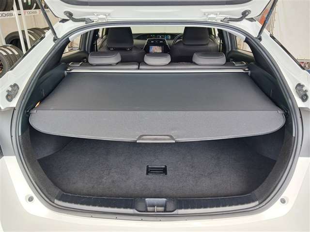 トヨタ プリウス