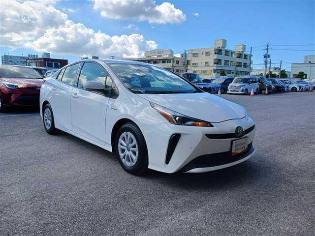 トヨタ プリウス