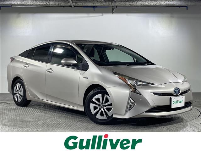 トヨタ プリウス