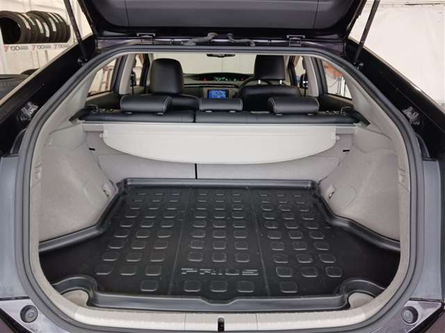 トヨタ プリウス