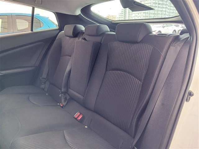 トヨタ プリウス