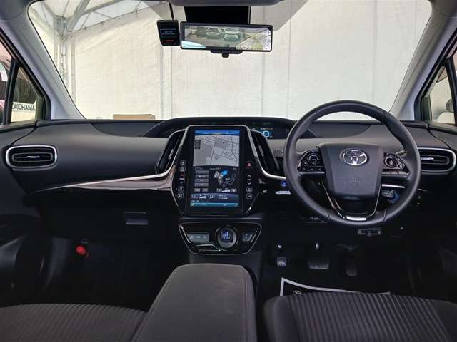 トヨタ プリウス