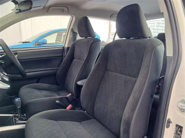 トヨタ カローラアクシオ