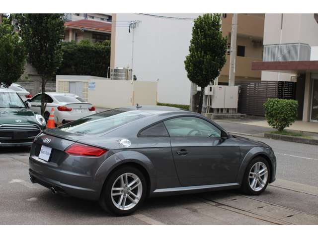 アウディ TT