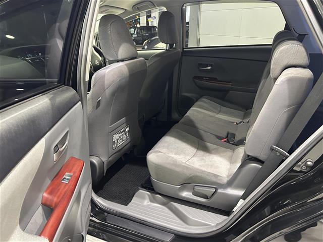 トヨタ プリウスα