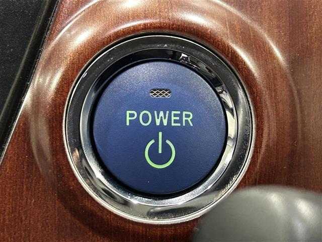 トヨタ プリウスα