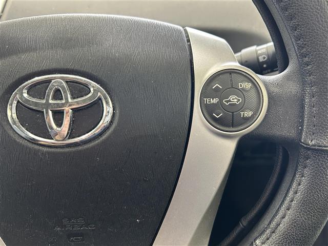 トヨタ プリウスα