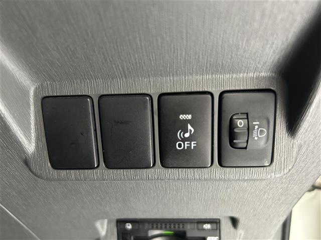 トヨタ プリウスα