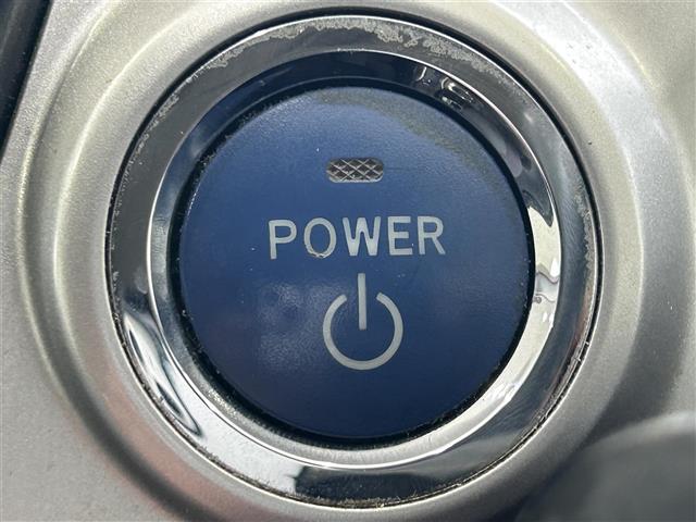 トヨタ プリウスα