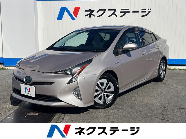 トヨタ プリウス