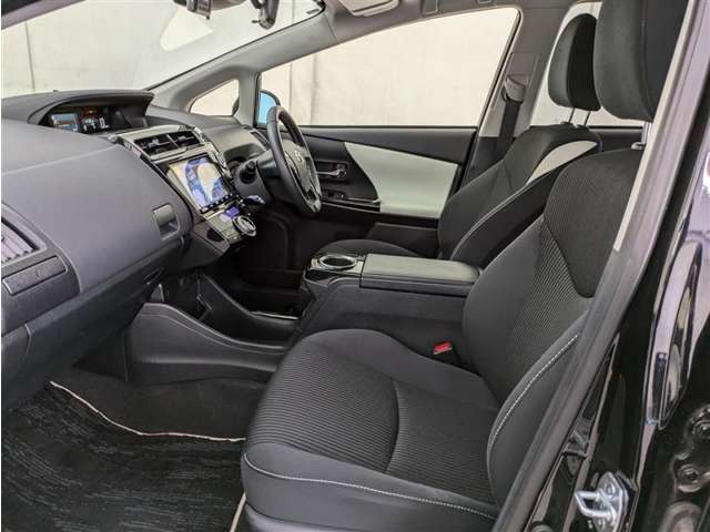 トヨタ プリウスα