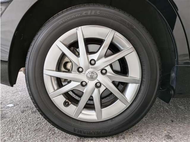 トヨタ プリウスα