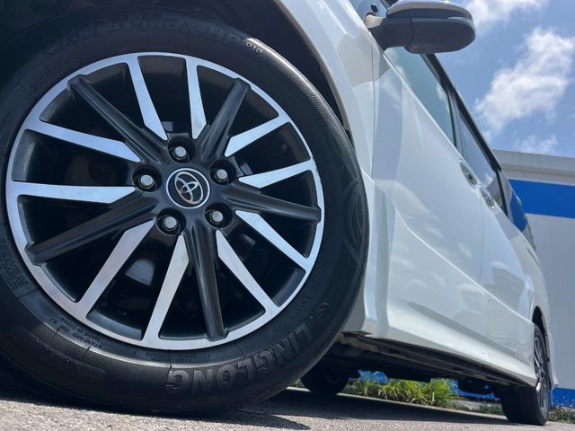 トヨタ ヴォクシー