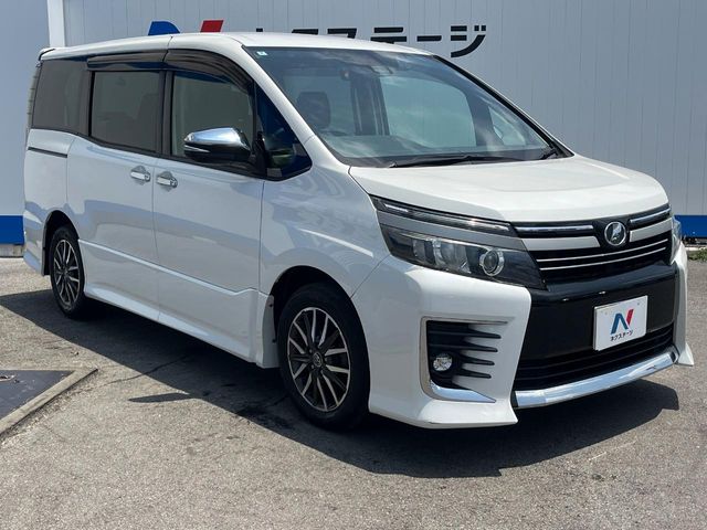 トヨタ ヴォクシー