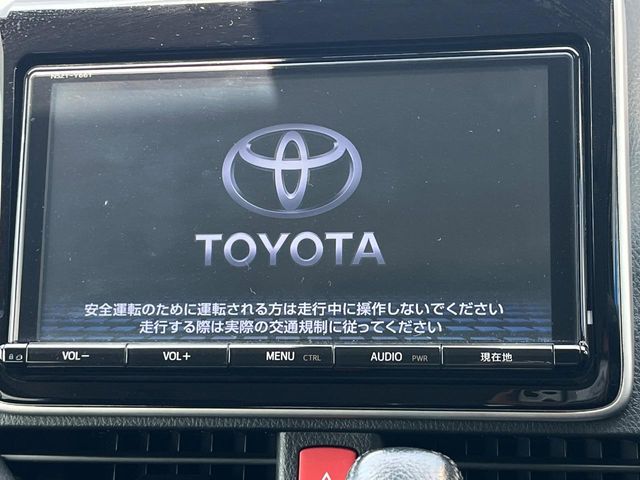 トヨタ ヴォクシー