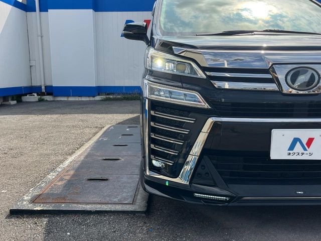 トヨタ ヴェルファイア