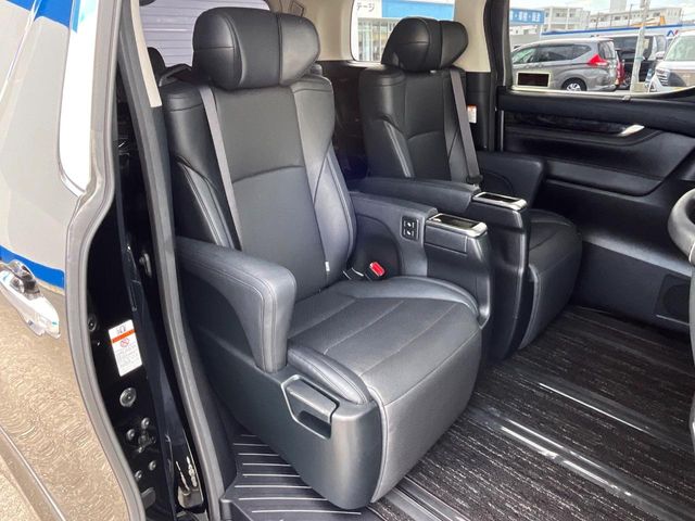 トヨタ ヴェルファイア