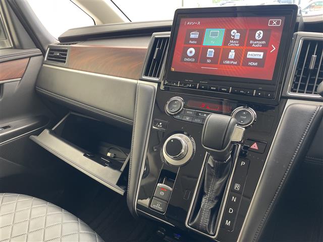 三菱 デリカD：5