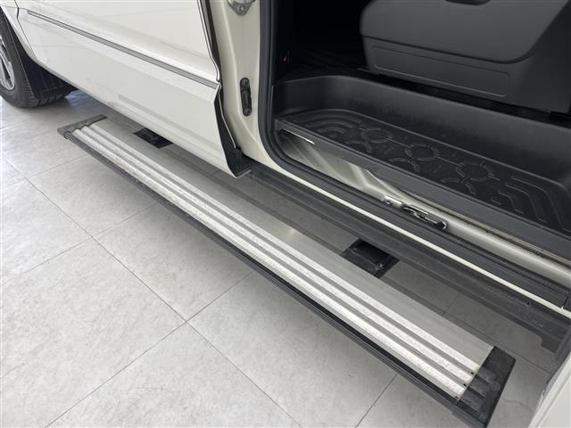 三菱 デリカD：5