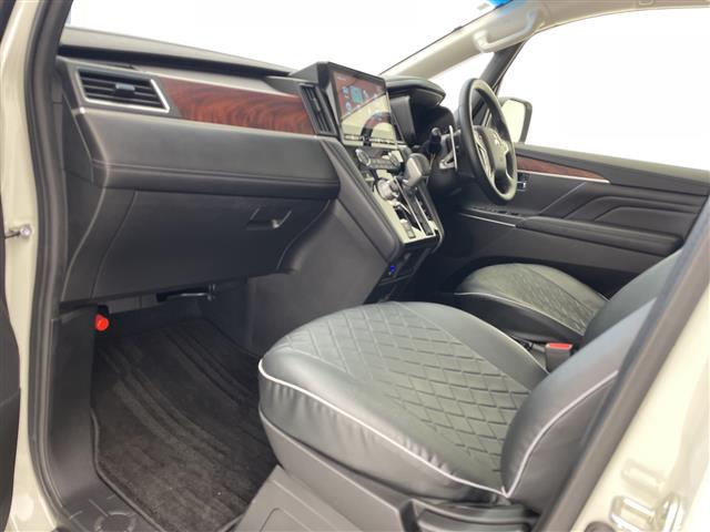 三菱 デリカD：5