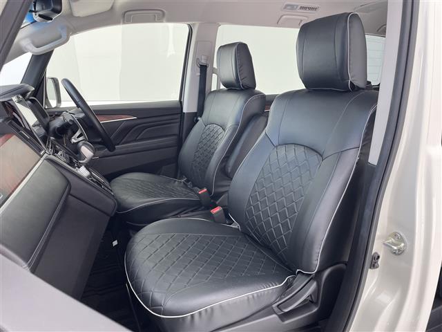 三菱 デリカD：5