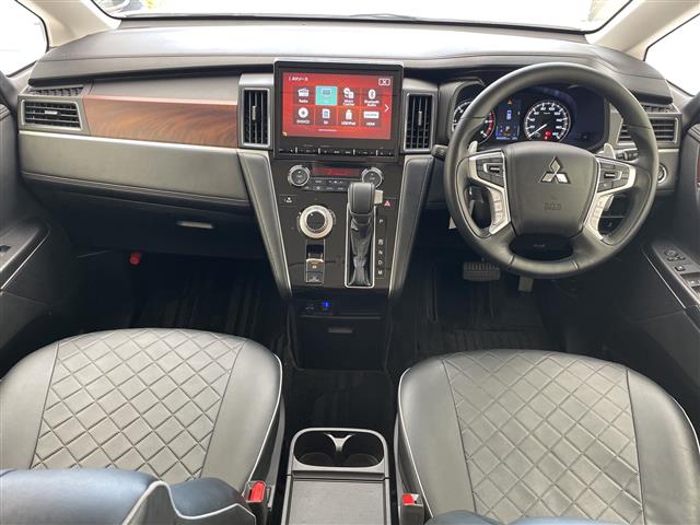 三菱 デリカD：5