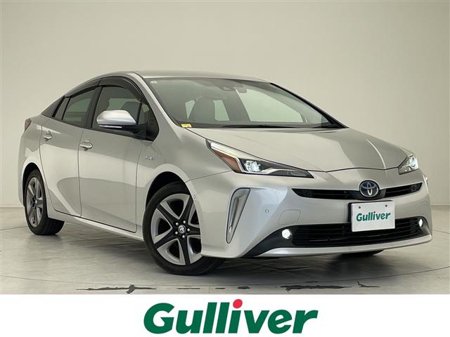 トヨタ プリウス