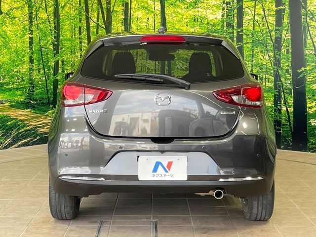 マツダ MAZDA2