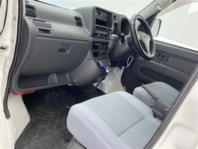 ダイハツ ハイゼットカーゴ