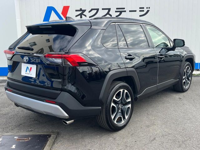 トヨタ RAV4